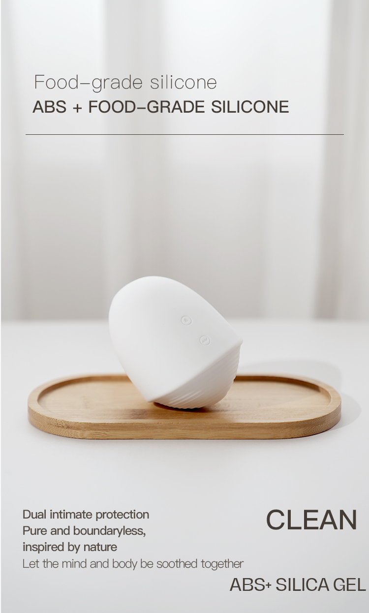 NATURAL EGG — Warming Suction & Vibration Massager